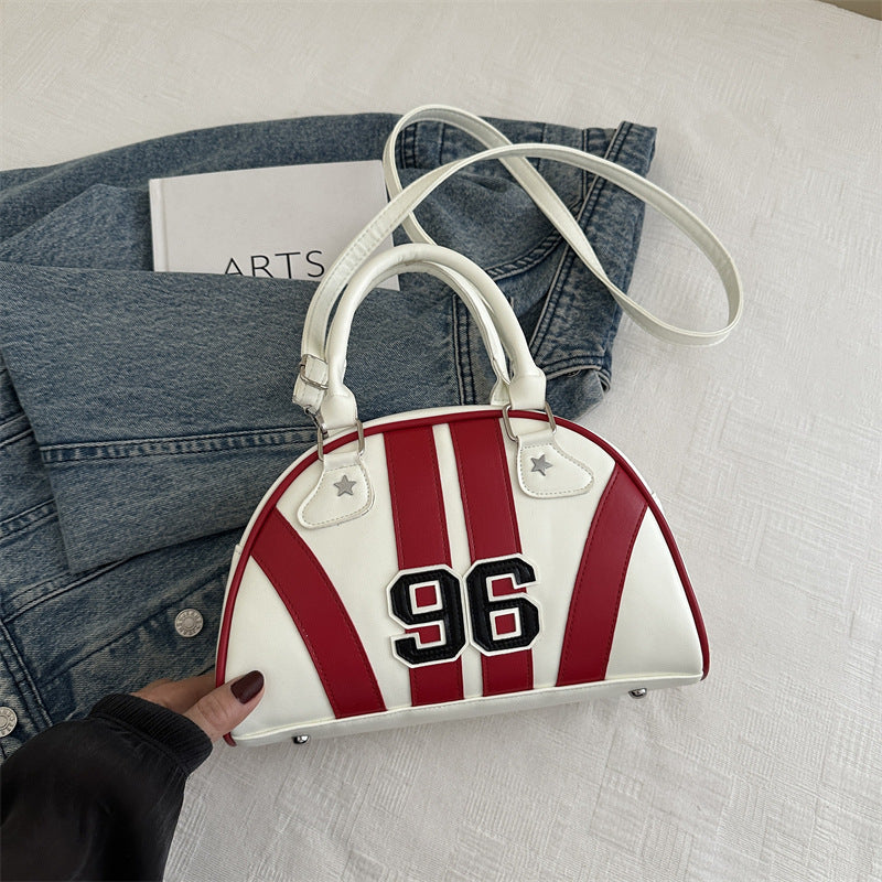 Borsa Dumpling a Spalla – Design Moderno e Colori Eleganti