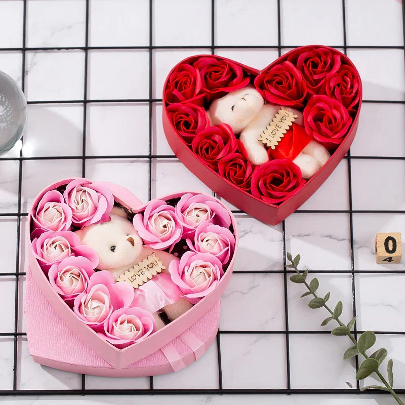 Scatola Regalo a Forma di Cuore con Rose Rosse – Idea Romantica Natale